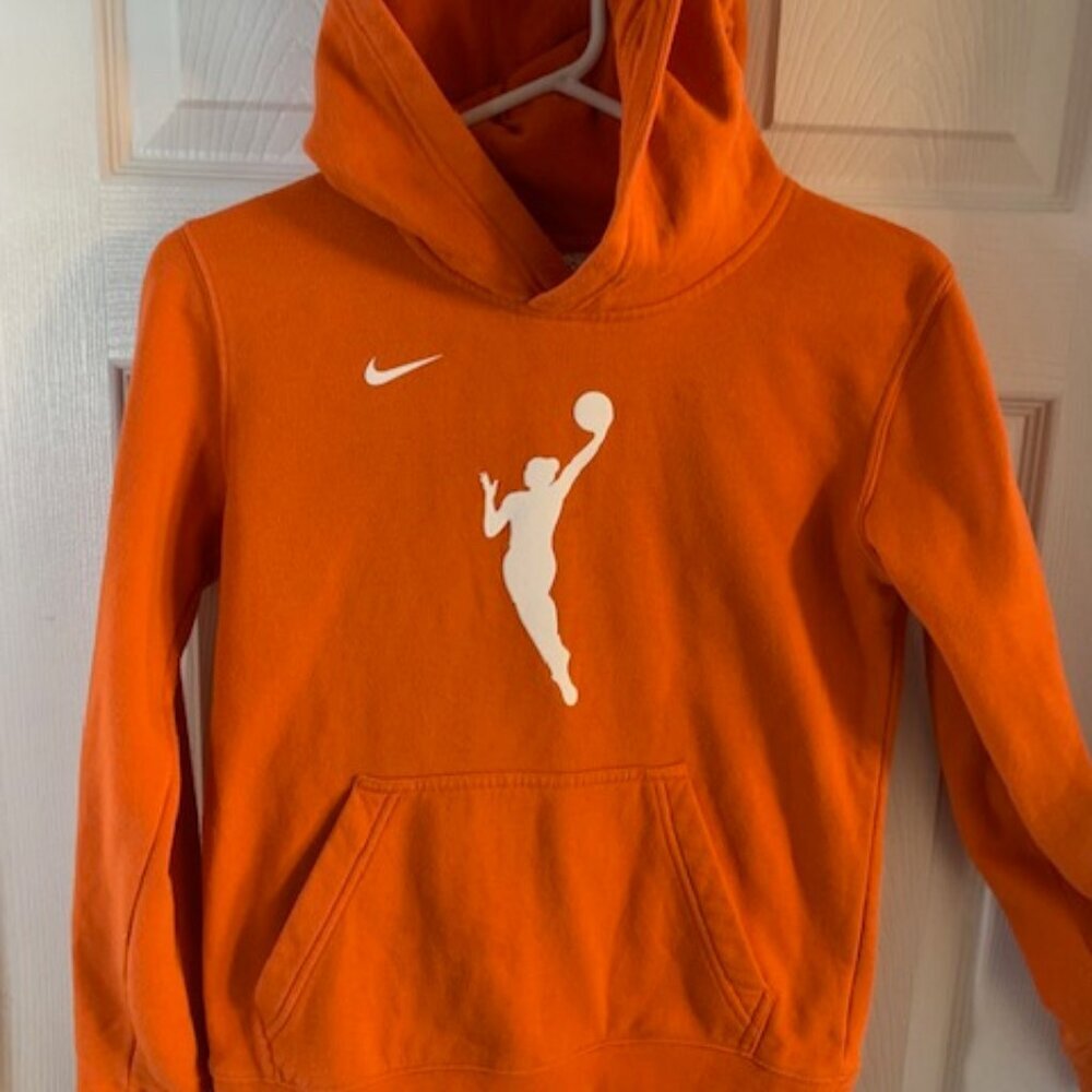 NIKE  GIRLS BASKETBALL HOODIE